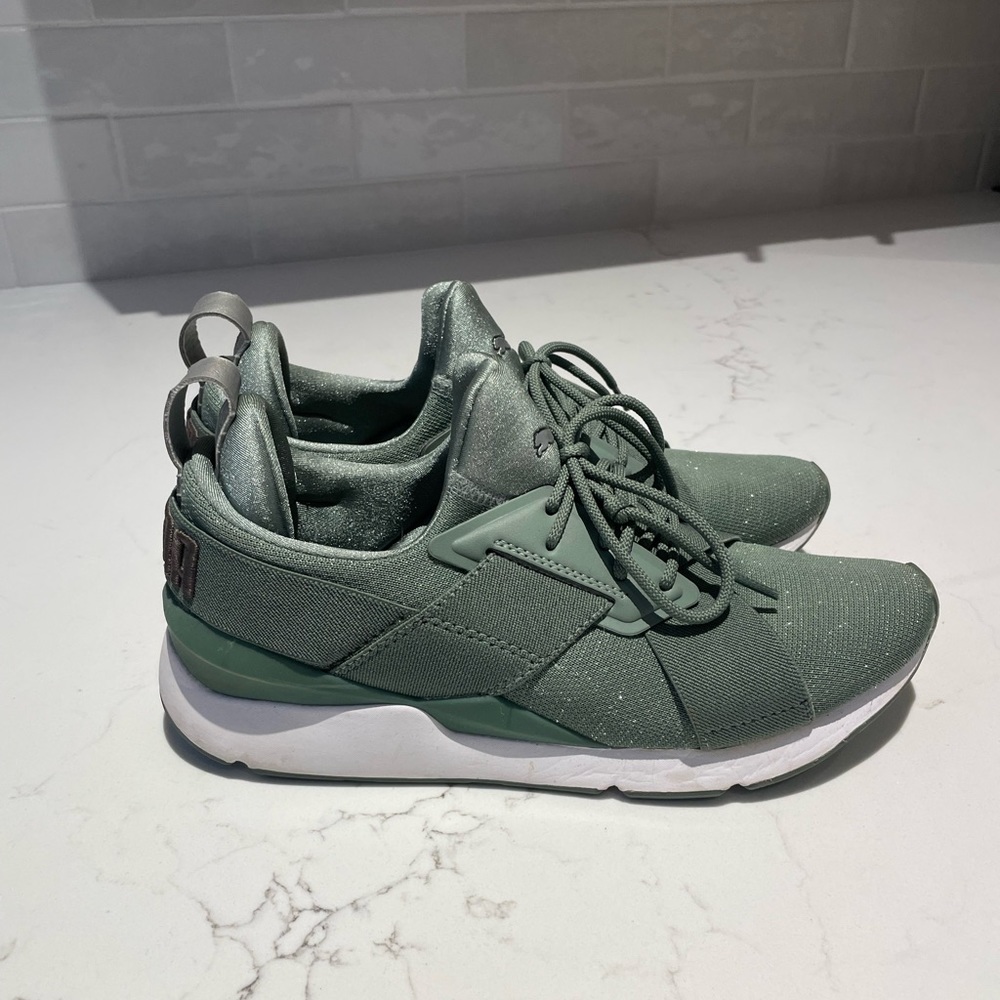 PUMA | Laurel Wreath Muse Speckled Sneaker - Women